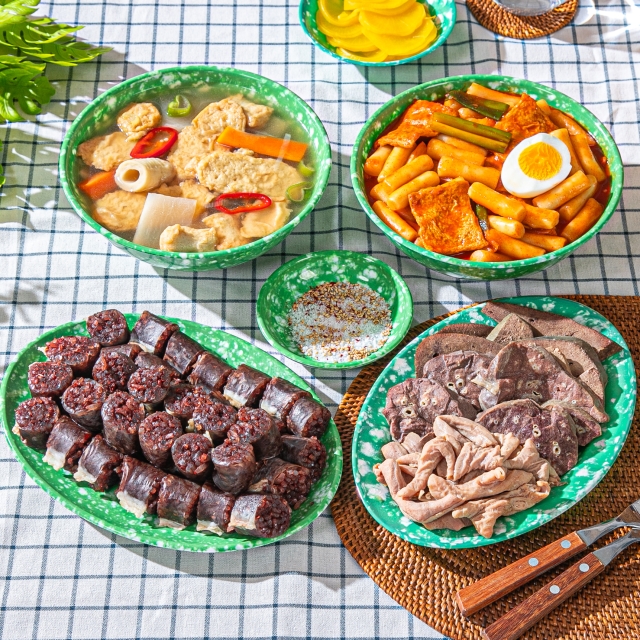 https://spdy-flexg-150.flexgate.co.kr/data/goods/airgram123/small/thum2/떡볶이세트086.jpg