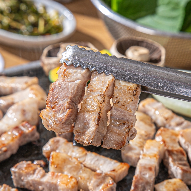 https://spdy-flexg-150.flexgate.co.kr/data/goods/airgram123/small/thum2/큐브삼겹살현경식2.jpg